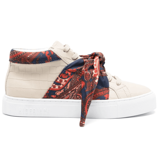Sneakers donna beige pelle con dettagli in stampa paisley e nodo, design moderno e suola piatta.