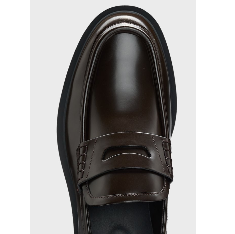 BOSS Mocassini Uomo Pelle Leggeri Made in Italy, mocassini in pelle liscia, suola leggera e design elegante.